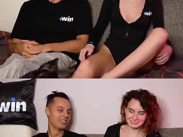 Darcy Dark In Plays De-robe Games, Displaying Natural