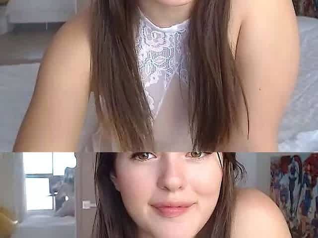 Brunette Solo Webcam Masturbation