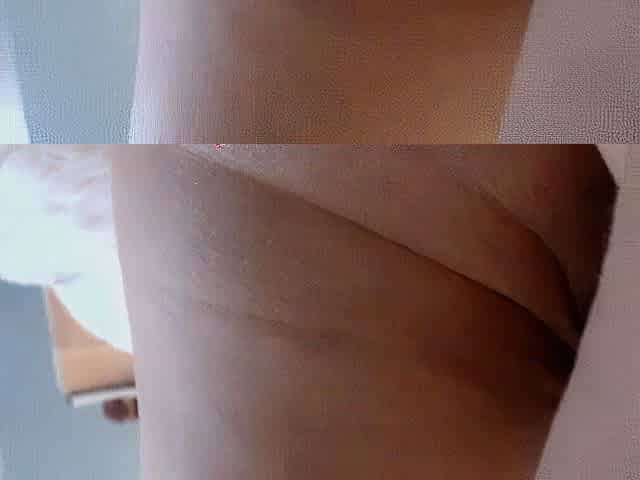 Sexy teen babe fingering her hot pussy in solo masturbation