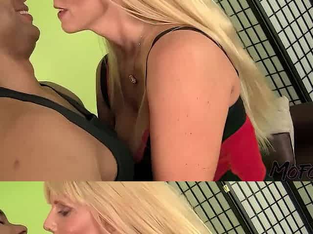 MOFOZO.com - Breasty Amateur Is Banging With The Worker