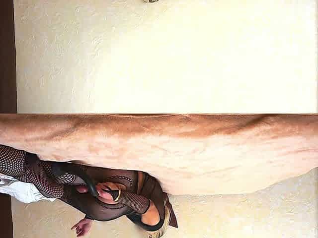 Lengthy anal sex toy play with hard climax