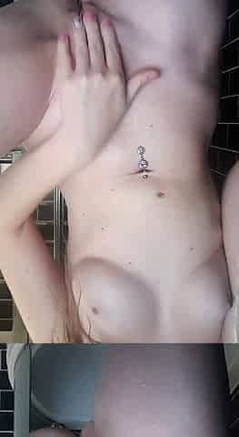 Brunette Solo Webcam Masturbation
