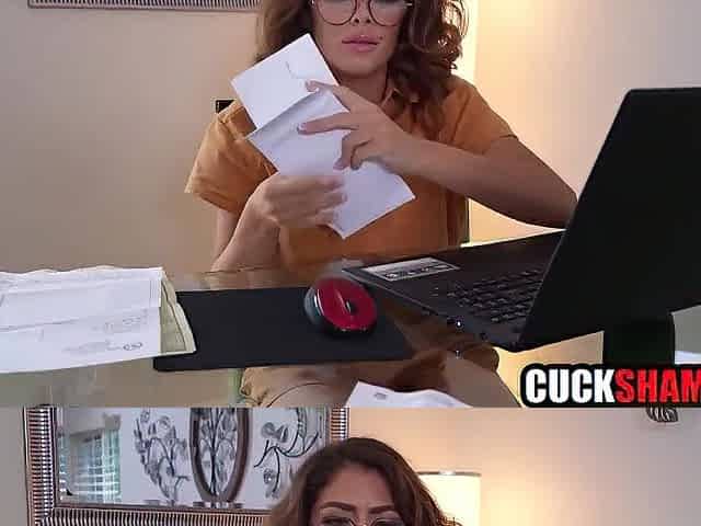Cuckold hubby watching lalin girl wife bang his boss - Vivianne DeSilva