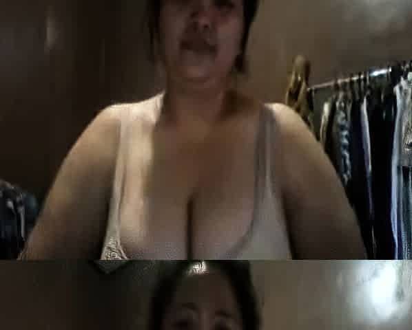 Indonesian Mature Amateur on Webcam