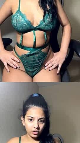 How Desi Big Boobs Solo Striptease on Webcam - 19yo Indian Desi Teen