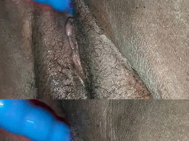 Black teen screws her juicy & creamy cunt