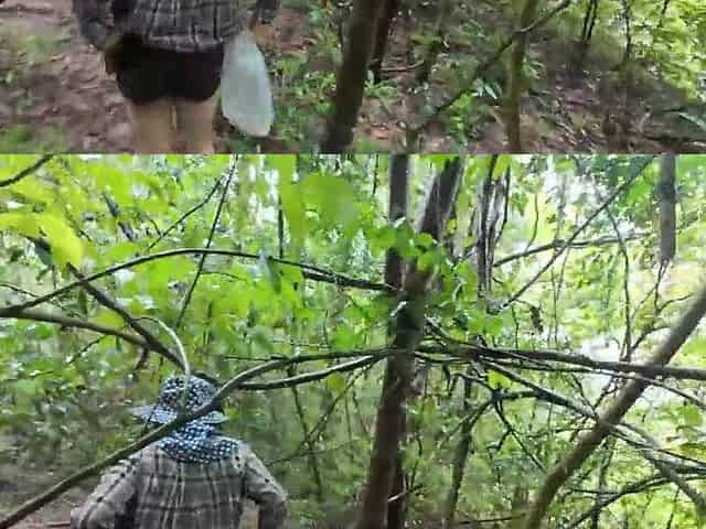 A Thai gal was walking around the forest bragging about picking mu and suddenly had to pee. Thai audio 4K