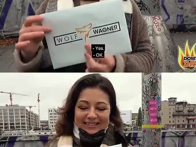 Liz De Lane In Fucks In Public