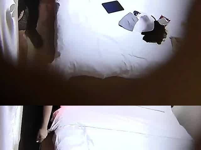 Horny fat arab housewife fingered on amateur hidden cam
