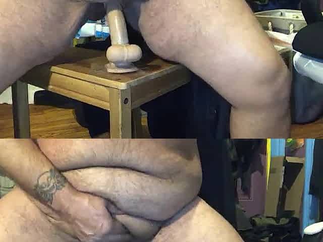FTM rides vibrator