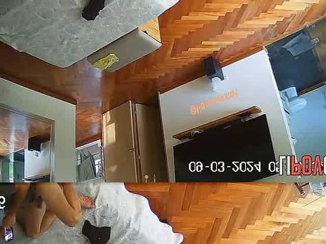 Cute stepdaughter gave a luxurious blowjob to her elderly stepfather