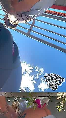 THE RISKIEST MASTURBATION IN A SHOPPING MALL'S PUBLIC PARKING LOT