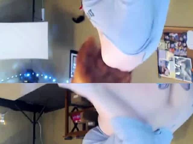 Curvy Cam Girl with Huge Tits and Booty