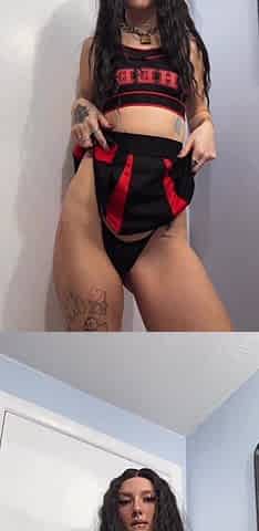 Sexually excited cheerleader undresses for u