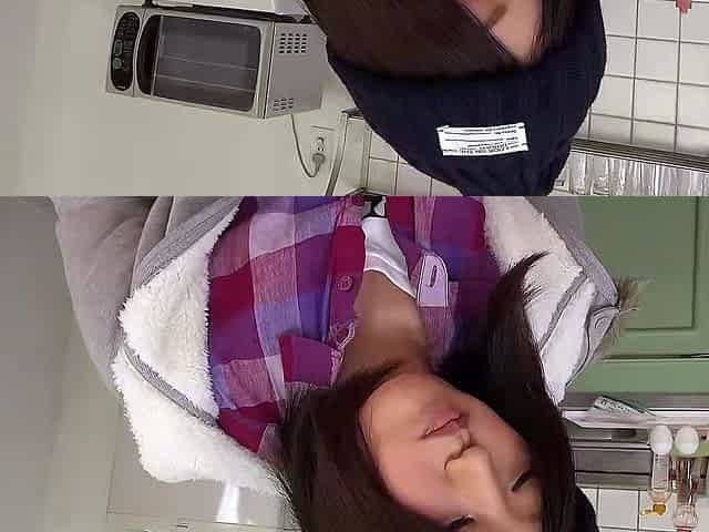 Petite Japanese Step-Sister Seduce Boy to learn to suck