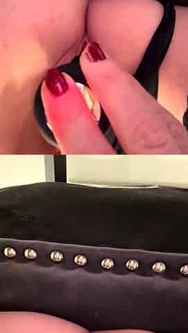 Close up amateur beauty uses her toy to masturbates