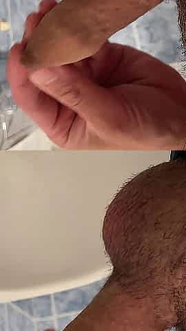 Quick masturbation in a bedroom