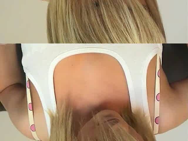 Blonde Girl Becames Hotblooded Since She Opens Her Legs