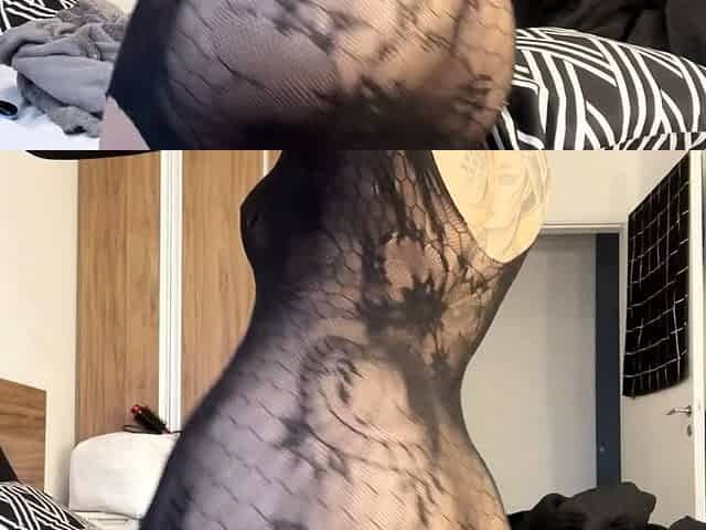 Big boobs milf masturbates with her dildo
