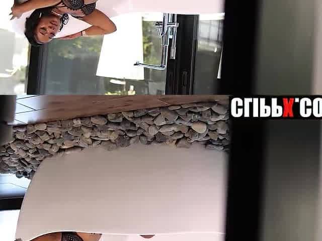 Ebony Booty Bounces Huge on BBC Eddie Jaye, Lala Ivey