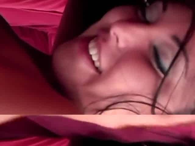 Let A Lesbian Show You How You Should Treat A Lady And Her Clit