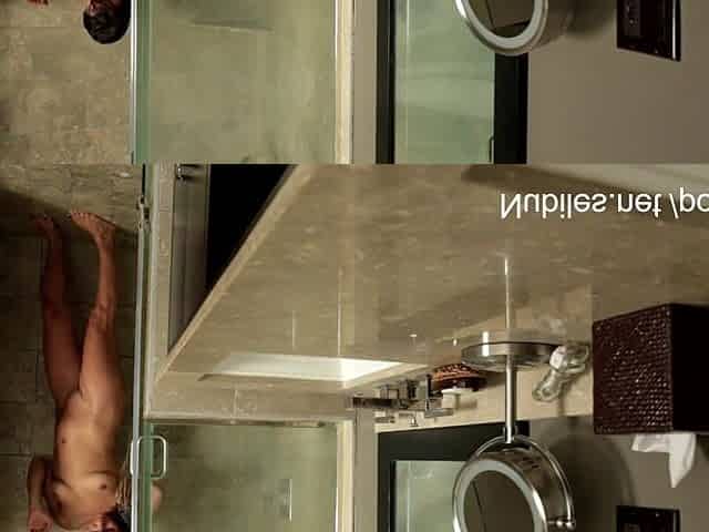 Sexy coed makes her oozing snatch cum