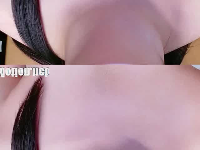 Erotic live chat with cute beautiful girl