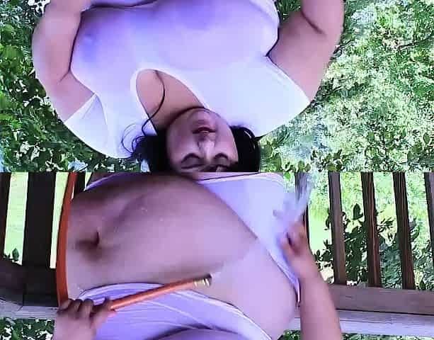 Fat BBW with big boobs masturbating and squirtin on cam