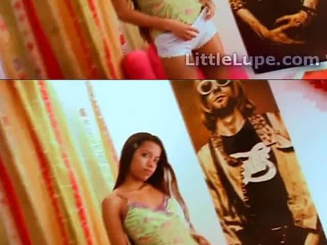 Hot latin babe teen enjoys solo snatch joy