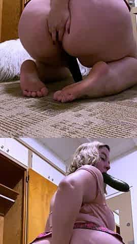 Sexy amateur blonde fingers and toys her wet pussy