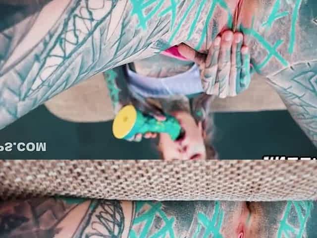 Tattooed Hippie Anal Fuck Herself With Dildo With Big Dick