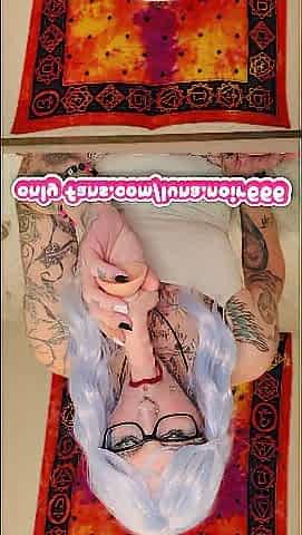 Bedroom Oral
