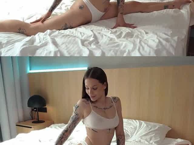 hotty flexi teen screwing her taut pussy