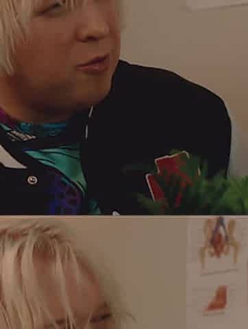 French kiss in lower lips