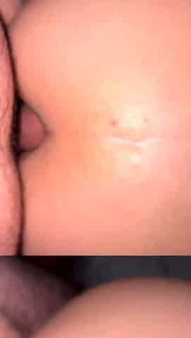 Her ass was so tight I couldn't hold back