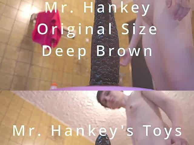 Daisy Screwing Brown Mr. Hankey by Mr. Hankey's Toys