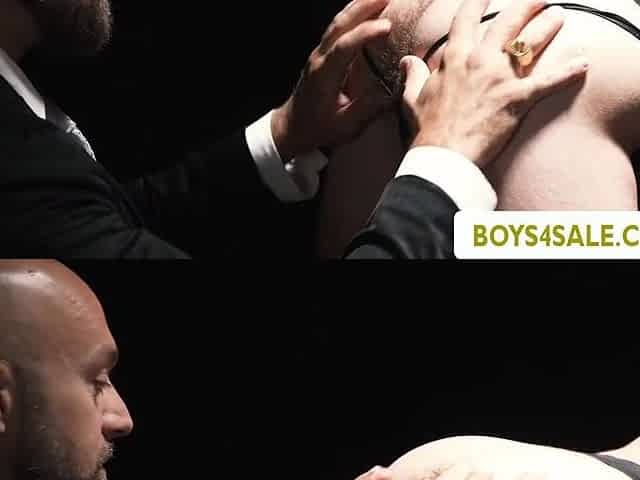 Faithful servant gets rewarded by hardcore anal