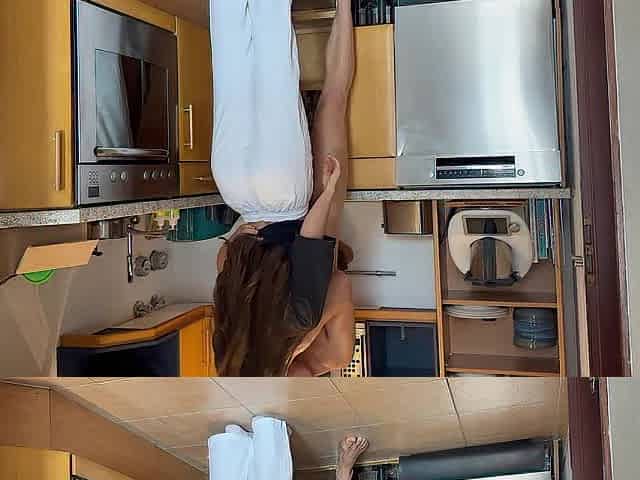 Roommate Screws me Hard in the Kitchen and Creampies my Constricted Snatch