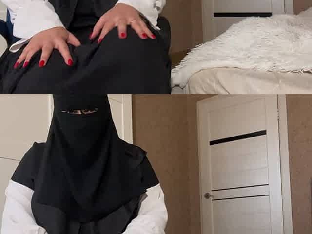 Stepmom Shows Pantyhose to Stepson