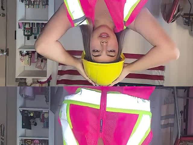 Large boob construction worker gives u a titty JOI