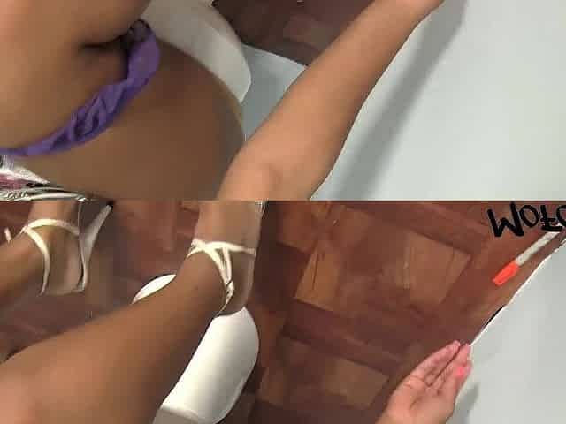 MOFOZO.com - Black Amateur With Large Breasts Sucks A Weenie Inside The Crapper