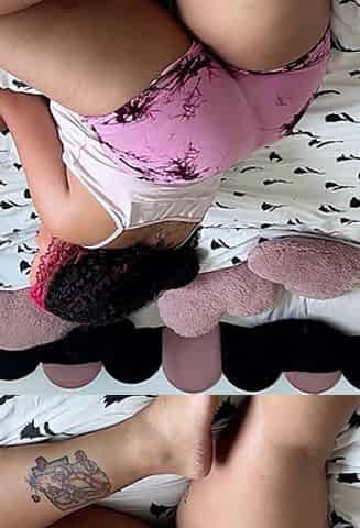 Big Ass Latina Farting on Bed While Relaxing Natural Farts