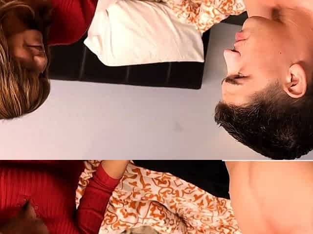 Chesty mom Tara Holiday slurp a big dick