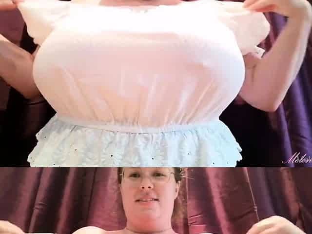 Australian BBW with big boobs gives blowjob