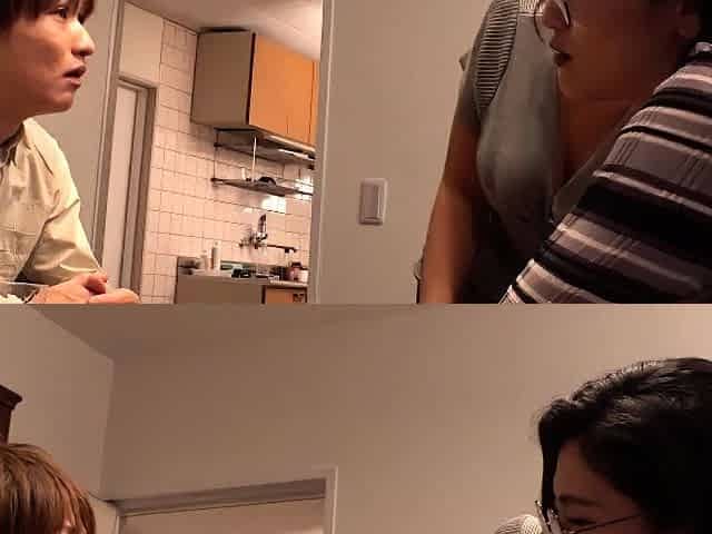 Amateur milf doing a blowjob ending in a facial