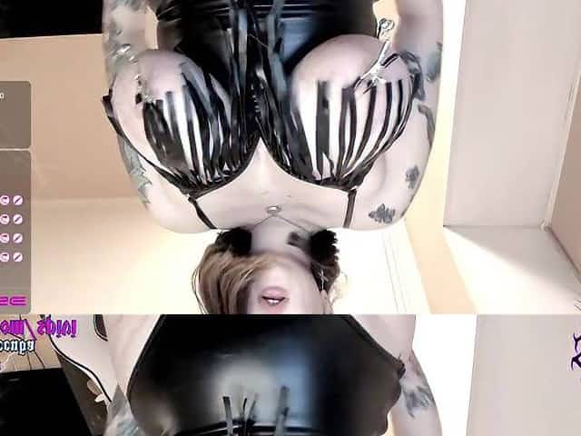 giant melons webcam beauty