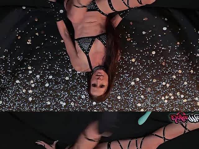 mother I'd like to fuck Sofie Maries Orgasms From Stimulating Her Palatable Clitoris