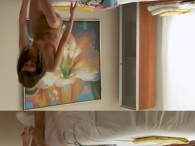 Sexy Vanya L Widening Her Booty To Get That Ramrod Deeper Insi