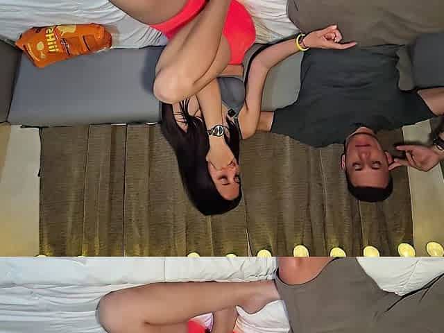 Tengo Sexo Con Mi Hermanastra Viendo Una Pelicula Y Me Corro Dentro De Su Vagina Creampie!