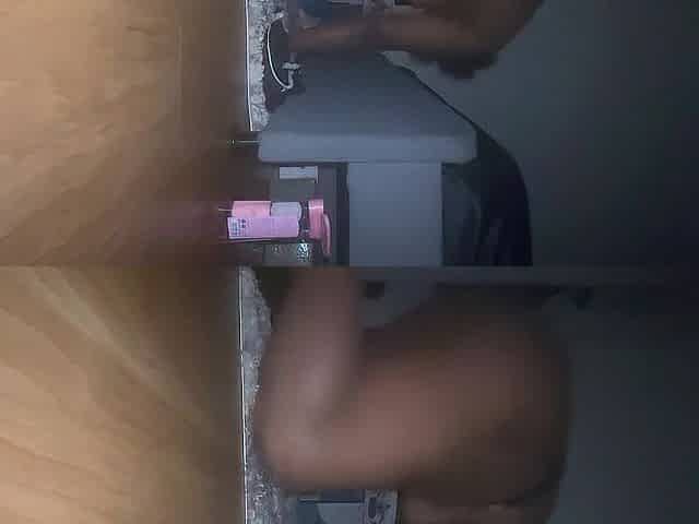 LARGE big beautiful woman BOOTY WORSHIP